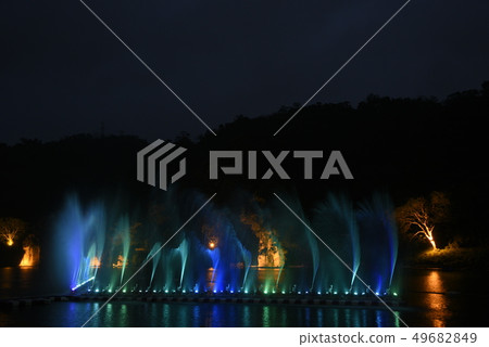 新店碧潭水舞 49682849