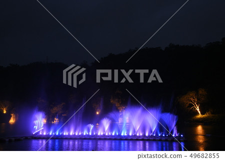 新店碧潭水舞 49682855