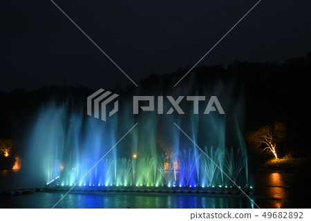 新店碧潭水舞 49682892