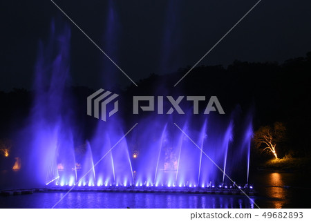 新店碧潭水舞 49682893