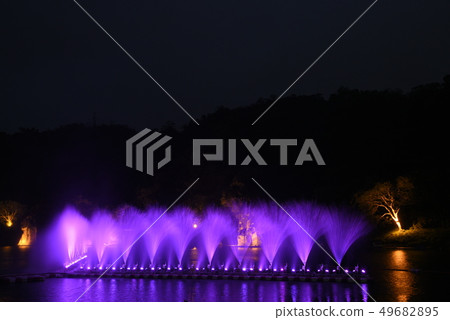 New store Bitan water dance New store Bitan water dance 49682895