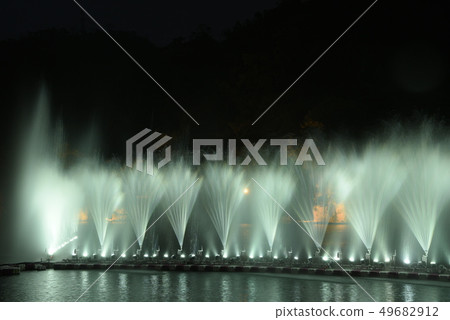 新店碧潭水舞 49682912