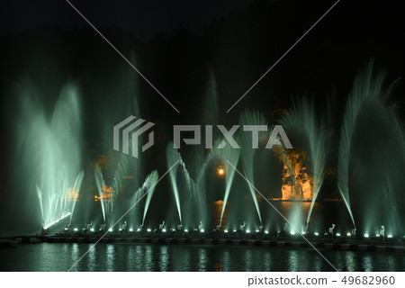 新店碧潭水舞 49682960