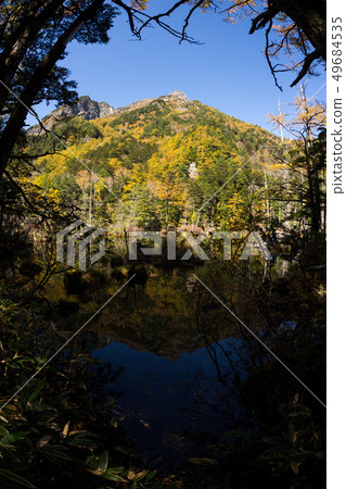 myojin pond Japan alps kamikochi 49684535
