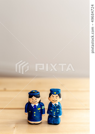 一名警察 一名警察 49684724