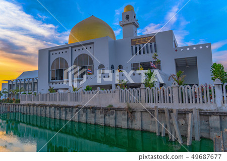 Phuket,Thailand-April,09,2019:Masjid Almadinah 49687677