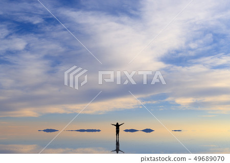 禁止在烏尤尼鹽湖的人 禁止在烏尤尼鹽湖的人 49689070