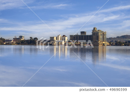 Hawaii Onsen, Togo Lake and the Sky 49690399