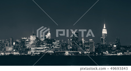 Midtown Manhattan skyline 49693843