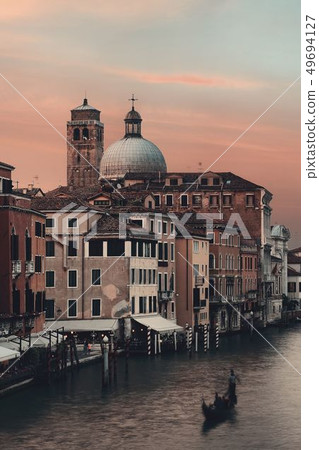 Venice grand canal gondola 49694127