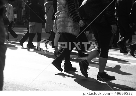 早上通勤場面的照片 早上通勤場面的照片 49699552