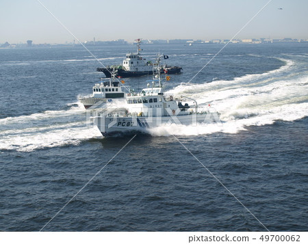日本海岸警衛隊的恐怖主義懷疑船隻補充/控制訓練 日本海岸警衛隊的恐怖主義懷疑船隻補充/控制訓練 49700062