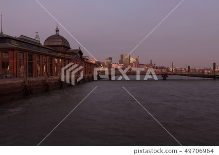 City panorama view of Hamburg, Germany 49706964