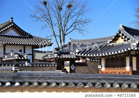 World Heritage / Andong, River Traditional Architecture in Korea [Andong, Korea] 49713168