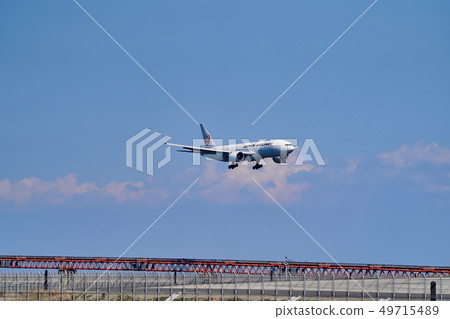 飛機降落 飛機降落 49715489