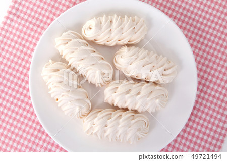 meringue meringue 49721494