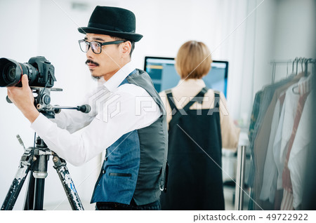 Creative Photographer Creative Photographer 49722922