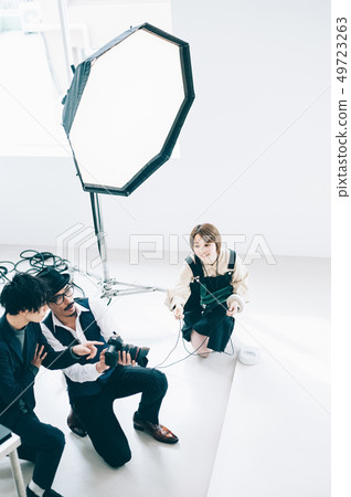 Creative Photographer Creative Photographer 49723263