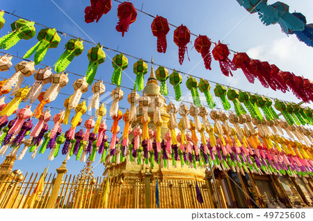 Wat Phra That Hariphunchai 49725608