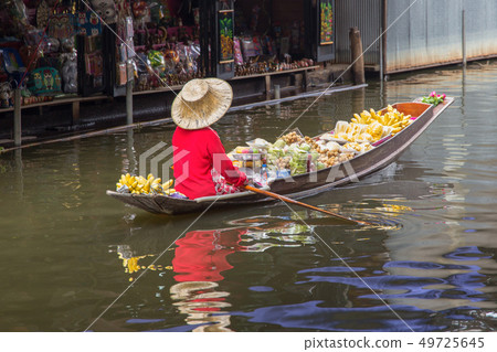 Damnoen Saduak Floating Market Damnoen Saduak Floating Market 49725645