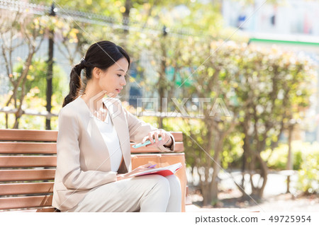Working woman Working woman 49725954