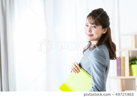 Businesswoman real estate image real estate agent Businesswoman real estate image real estate agent 49725968