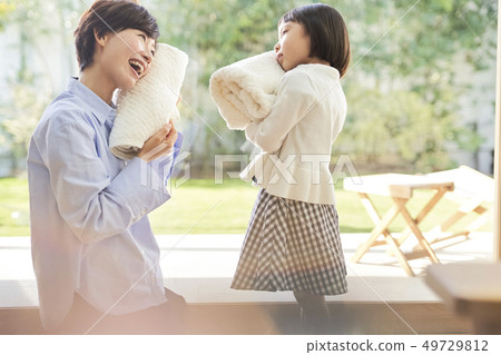 Parent and child lifestyle Parent and child lifestyle 49729812