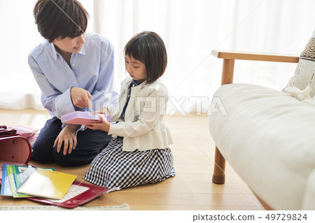 父母和孩子的生活方式 49729824