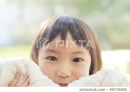 Children girl lifestyle housework Children girl lifestyle housework 49729860