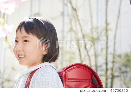 兒童女孩入場 49730230