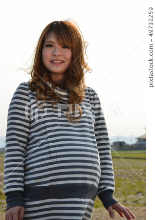 孕婦 孕婦 49731259