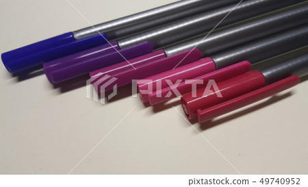 彩色圓珠筆 彩色圓珠筆 49740952