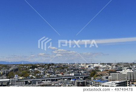 在多摩廣場站方向的日本橫濱市景觀 49749478