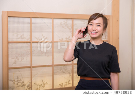酒館工作人員致電 酒館工作人員致電 49758938