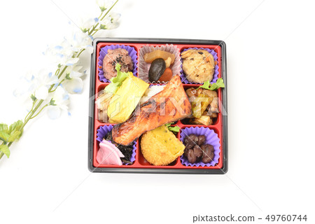 Oshikura lunchbox 49760744