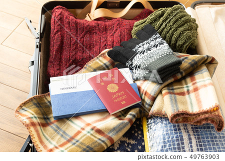 手提箱冬季旅行商務旅行護照 49763903