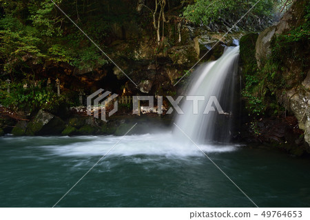 Todo瀑布（兵庫縣豐岡市） 49764653