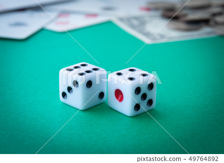 骰子賭博骰子遊戲 49764892