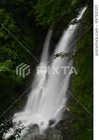 Ryuzan的不可能的瀑布（靜岡縣濱松市Tenryu-ku） 49768505