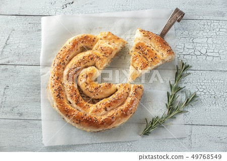 Spiral phyllo pie with feta 49768549