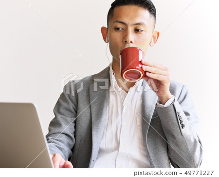 Business man 49771227