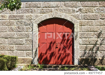Background material, stone wall and iron door Background material, stone wall and iron door 49777457