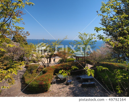 Atami Atami 49792164