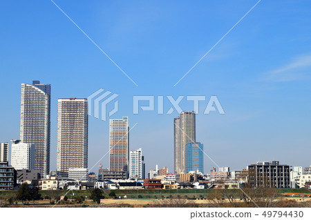Musashi Kosugi skyscrapers from the Tama River bank 49794430