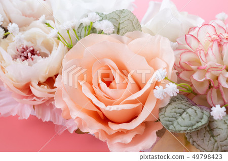 Flowers (artificial flowers) 49798423