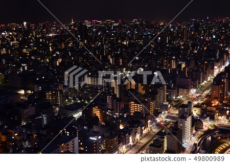 Night view of Tokyo downtown 49800989
