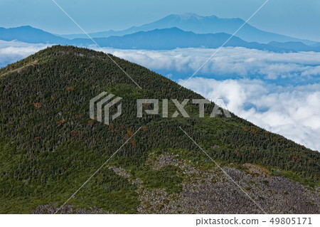 Yatsugatake Mountain Range，Mt. Mito山。 49805171