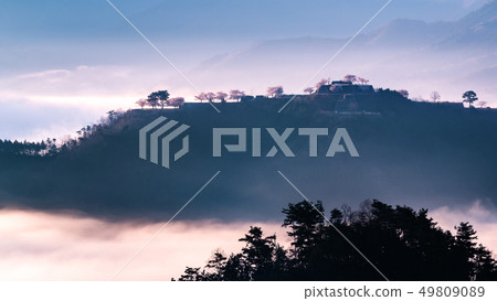 清晨武田城堡廢墟 49809089