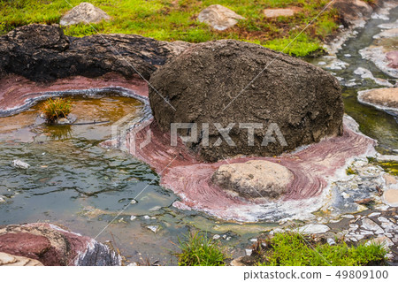 Hot Springs 49809100