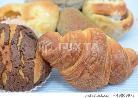 Food bread Food bread 49809972